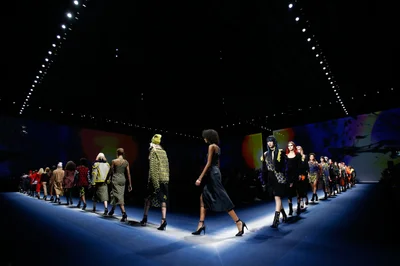 Look 43